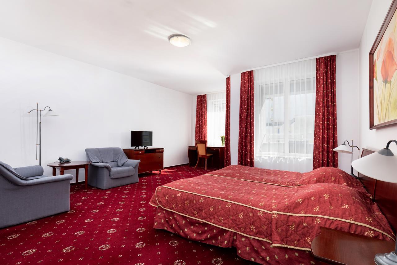 Aparthotel Etna 科沃布热格 外观 照片